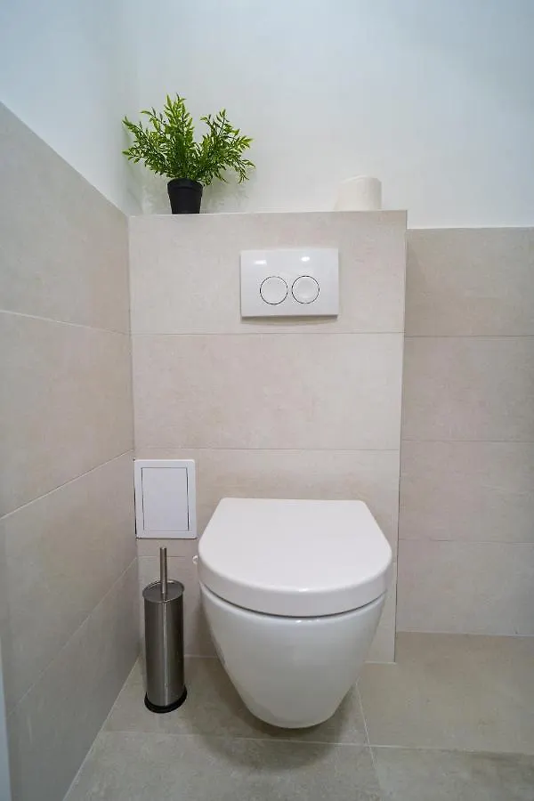 Studio & Room Conopeum Zadar Apartment